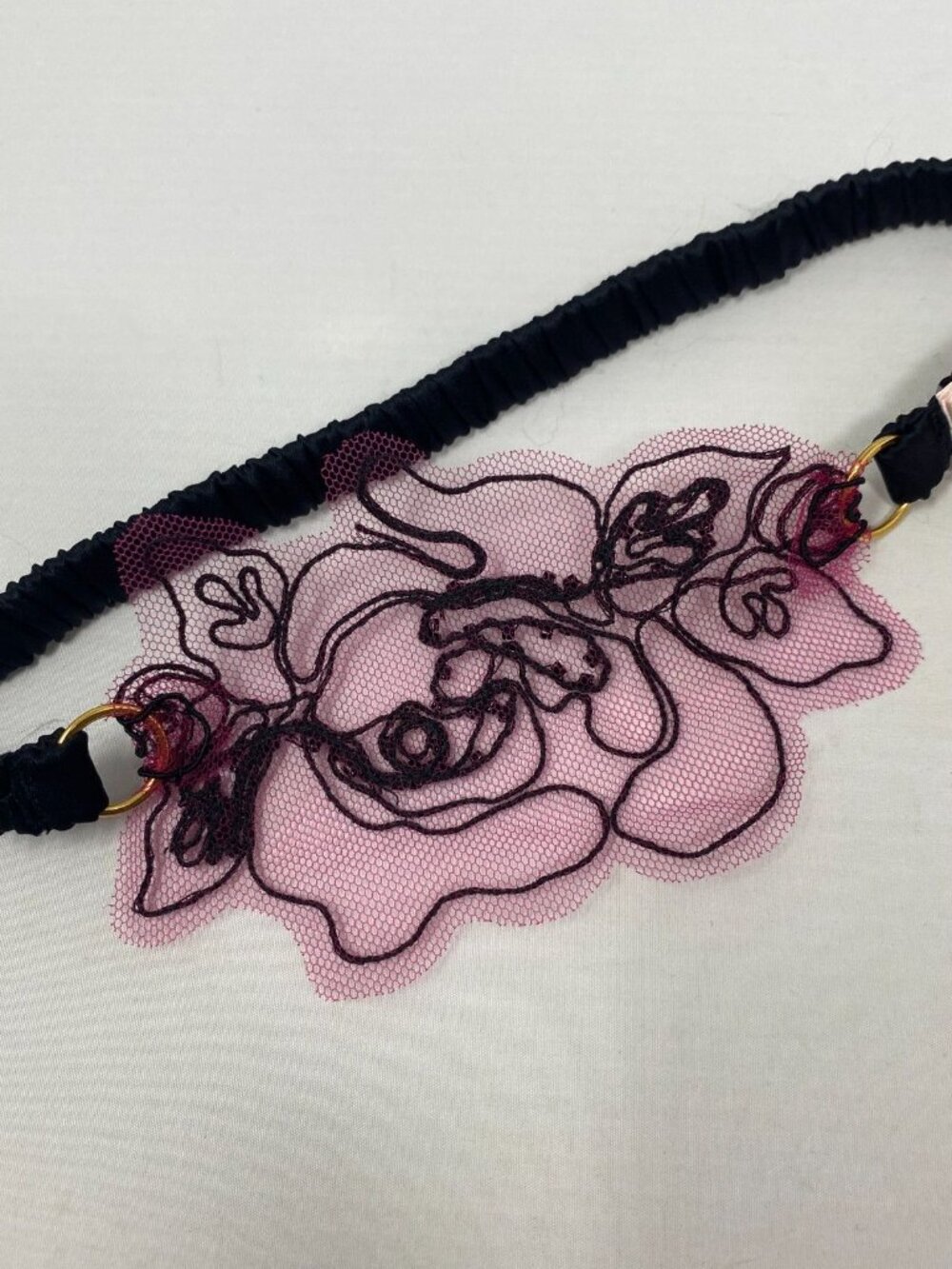 Agent Provocateur Lindie Fuchsia Black Garter One Size NWT - Picture 5 of 6
